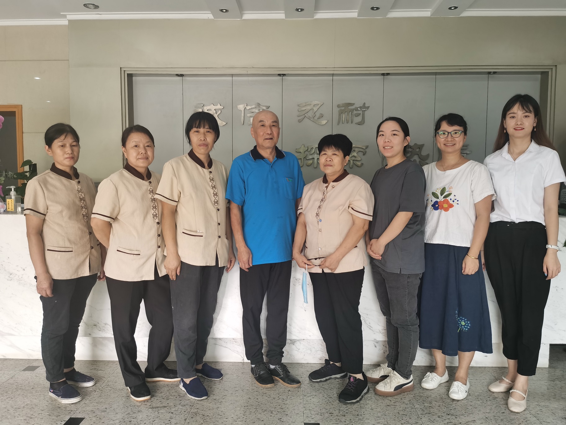 1633678948936641VazN.jpg 1633678948936641VazN.jpg